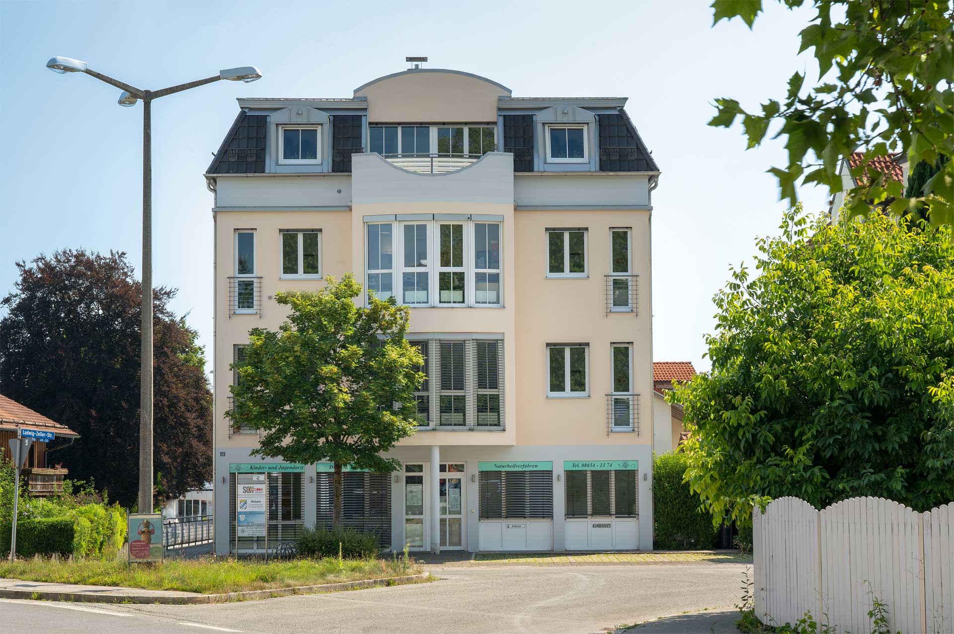 Gerhard Roider Steuerberater - 83395 Freilassing. Wir kümmern uns kompetent und gewissenhaft nicht nur um die steuerlichen, sondern auch um die betriebswirtschaftlichen Fragestellungen. Und das zielgerichtet und effektiv.